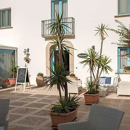 Hotel Relais Antiche Saline Torre Nubia