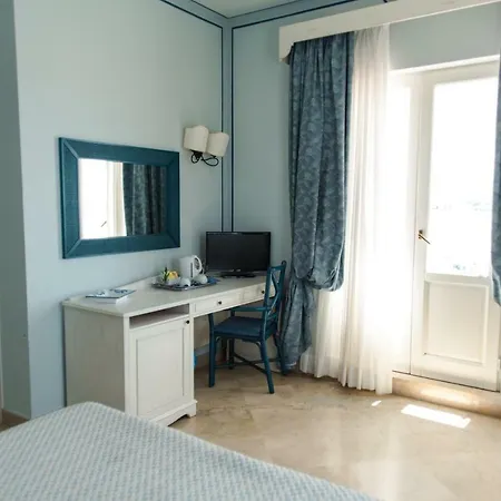 Hotel Relais Antiche Saline 4*